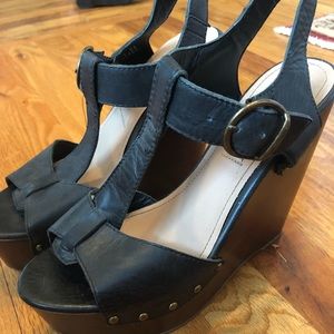 STEVE MADDEN WEDGES!